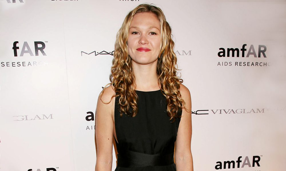 Julia Stiles Net Worth